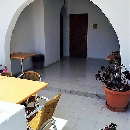 Protopapas Gasthof Loutro